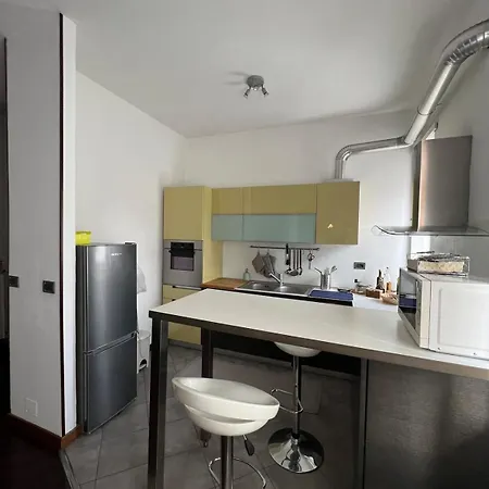 Delightful Within Walking Distance Of The Center Lägenhet